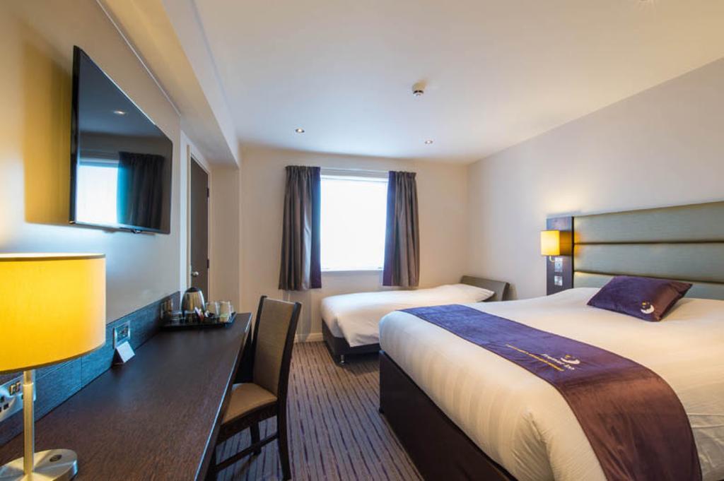 Premier Inn London Elstree / Borehamwood Bilik gambar