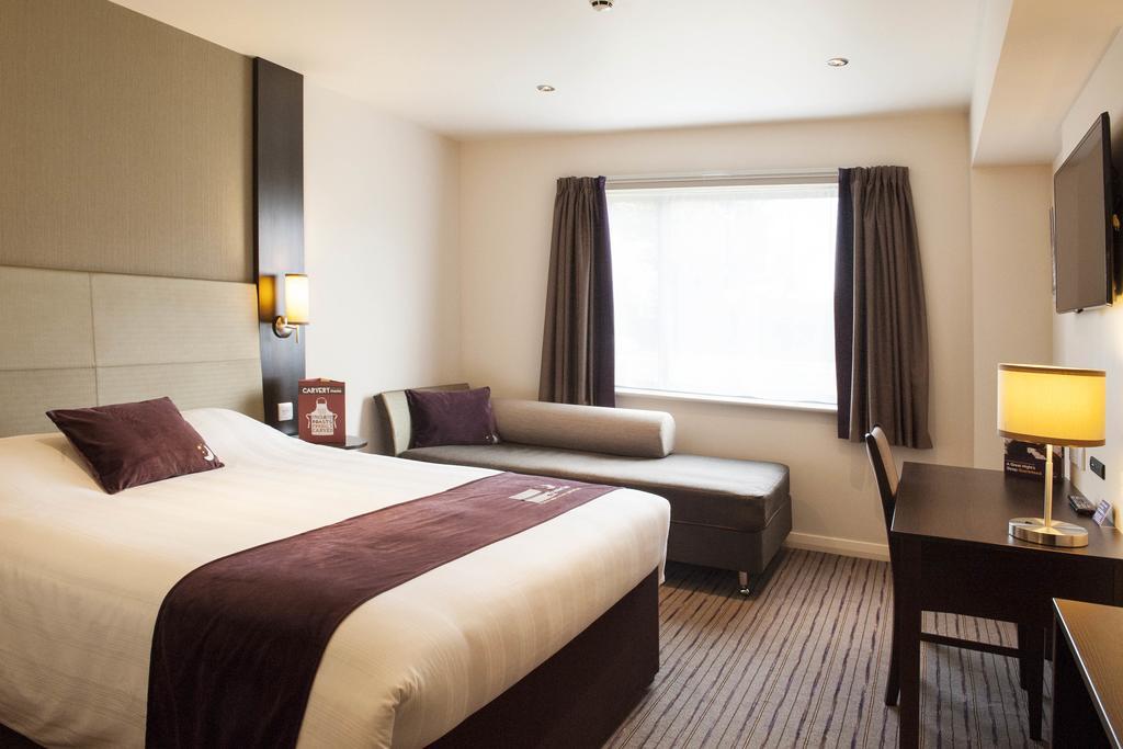 Premier Inn London Elstree / Borehamwood Bilik gambar