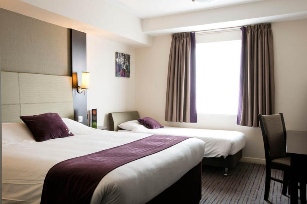 Premier Inn London Elstree / Borehamwood Bilik gambar
